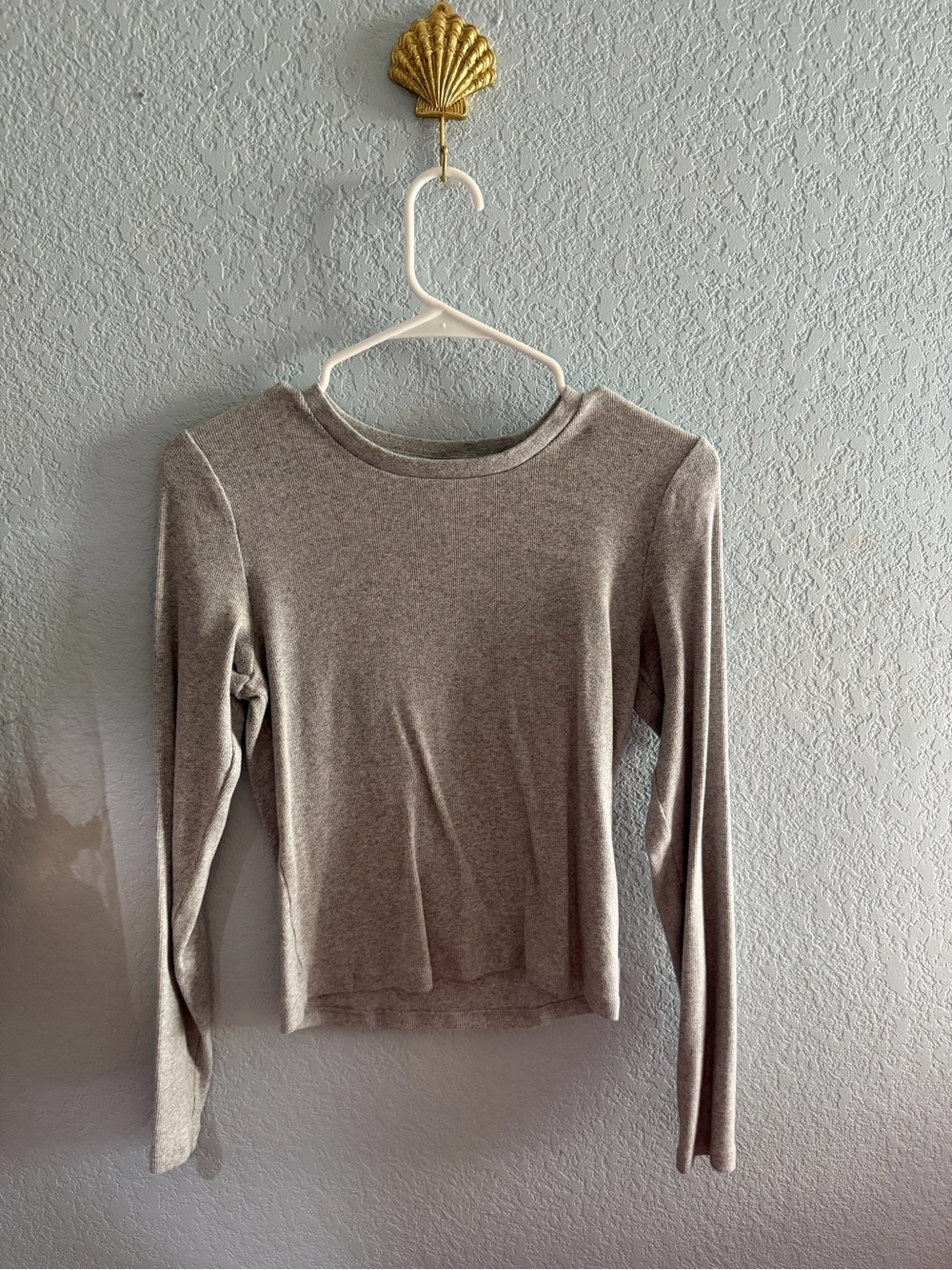 TNA Long Sleeve Crewneck Top in Taupe Heather